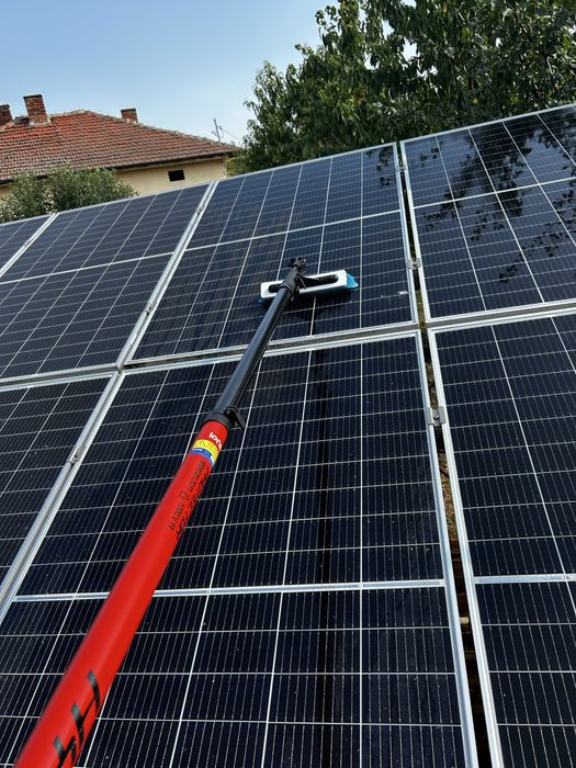Професионално почистване на соларни панели и фасади