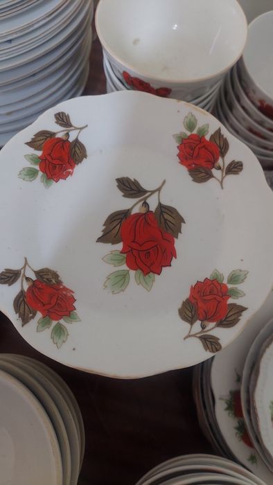 Әр түрлі ыдыстар