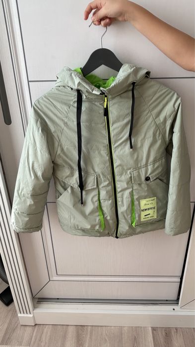 Срочно күзгі куртка