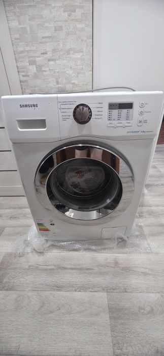 Продам стиральную машинку самсунг