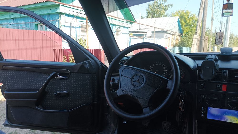 Продам Мерседес w202