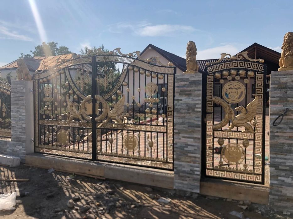 Porți din fier forjat