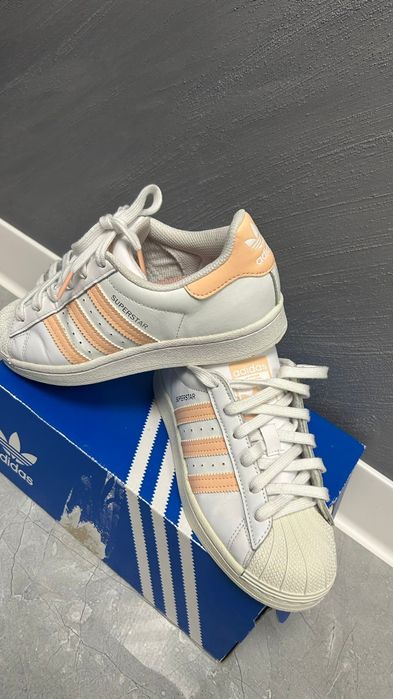 Adidas superstar