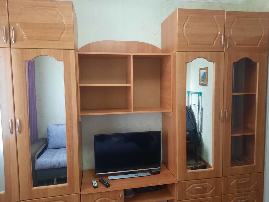 Продается шкаф - стенка