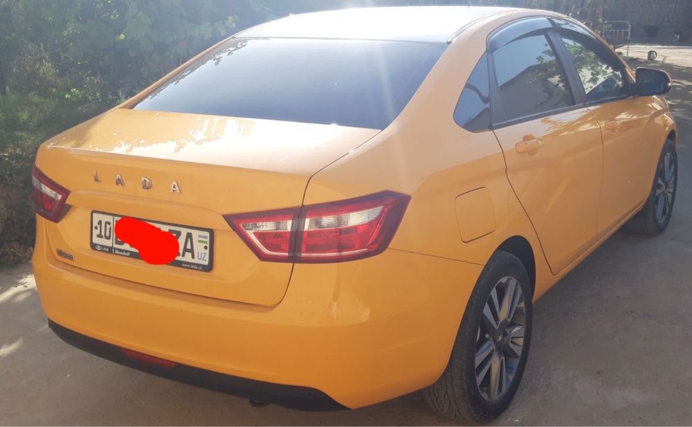 Лада веста седан