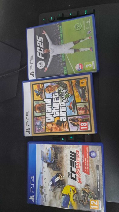 Vând pachet PlayStation 5 Disc Edition– stare excelentă