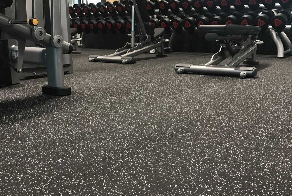 Резиновое рулонное покрытия для тренажерных залов и фитнес центров
