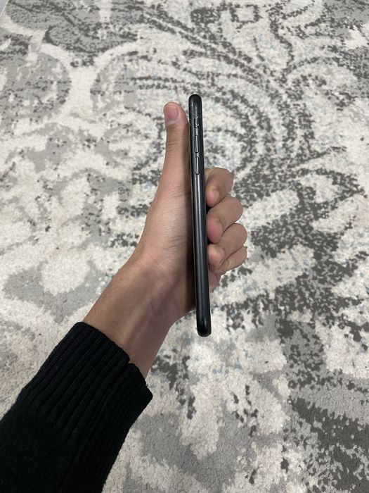 Iphone xr 128gb sotiladi