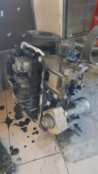 Motor CAGB Cutie viteze JWS Audi A6 2.0 Tdi, Turbina 03L145702B Galerie admisie Pompa motorina Audi A6 C6 CAGB