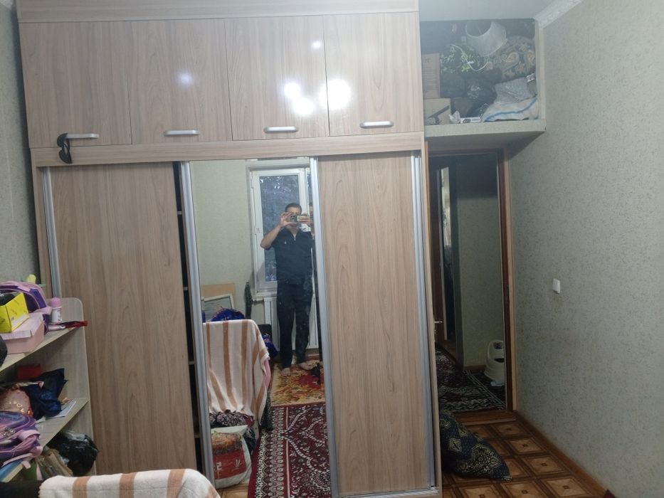 Yoʻl yuzida bozor yonida Chichiq 8mk 34 dom 3 xonali 2- Etaj oʻrtada