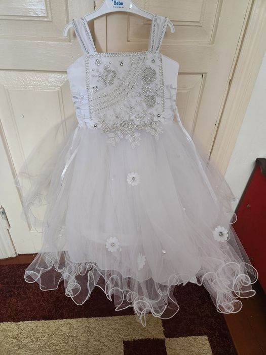 Белые платья б/у