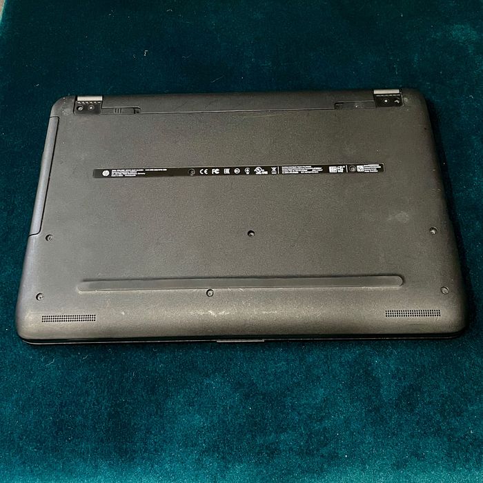 Ноутбук HP Intel Core i5 15-ac139ur