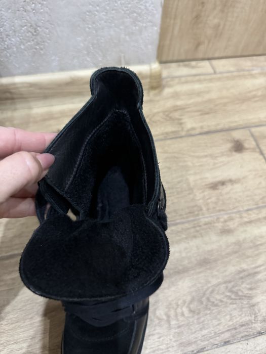 Боти от естествена кожа