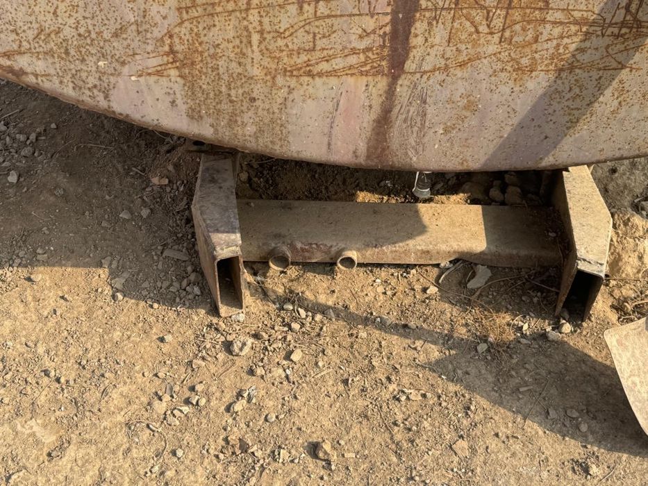 Продам емкость для воды (бочка)