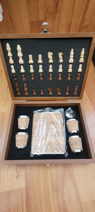 Tabla sah cu set pahare