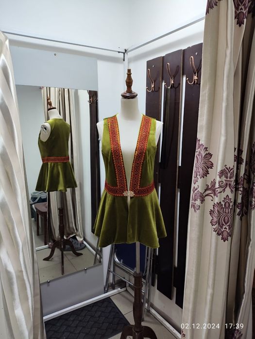 Продам жилеты...