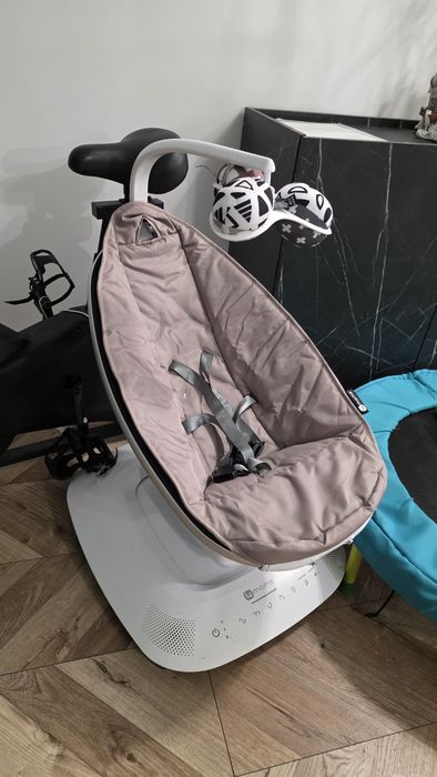 Електрическа бебешка люлка mamaRoo 5.0 Sandstone, пясъчна