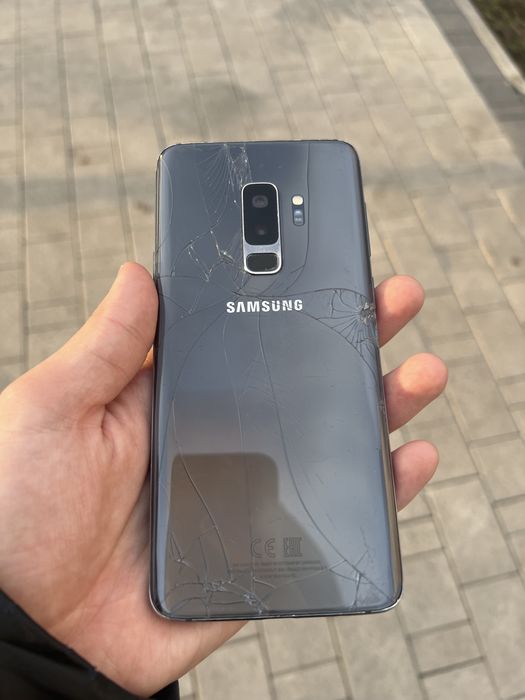 Самсунг с9 плюс 64гб