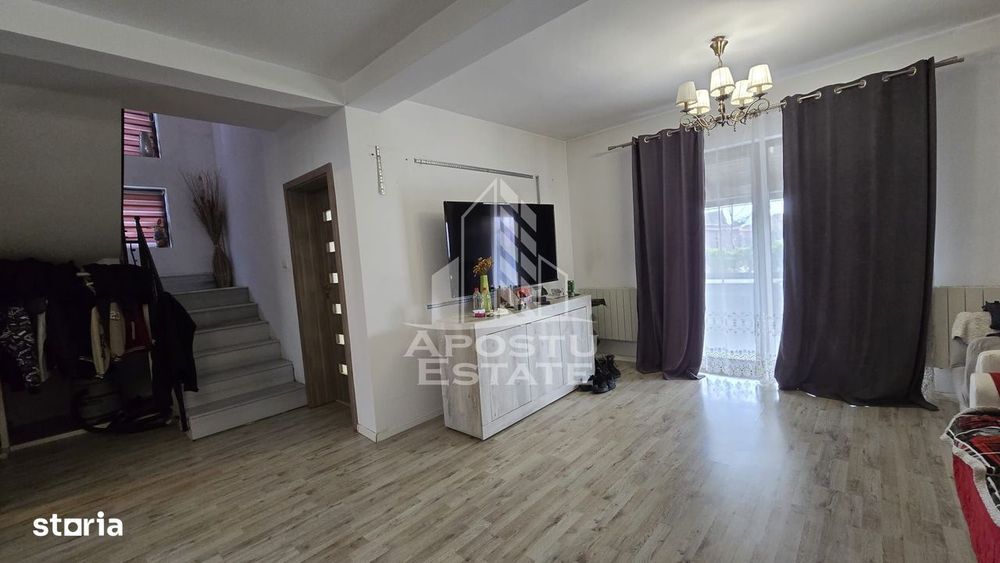 Casa individuala de vanzare, 4 camere, Sanmihaiu Roman, comision 0