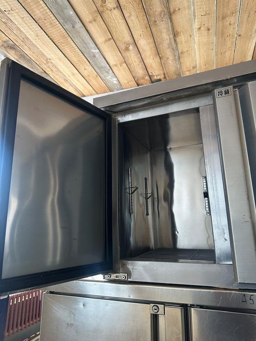 Холодильники стол, оборудование