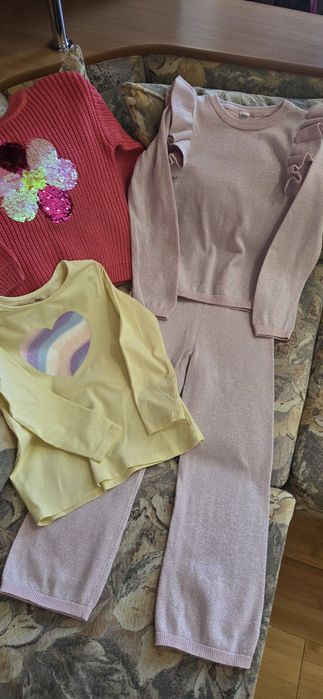 Продам вещи на девочку 3-4 года