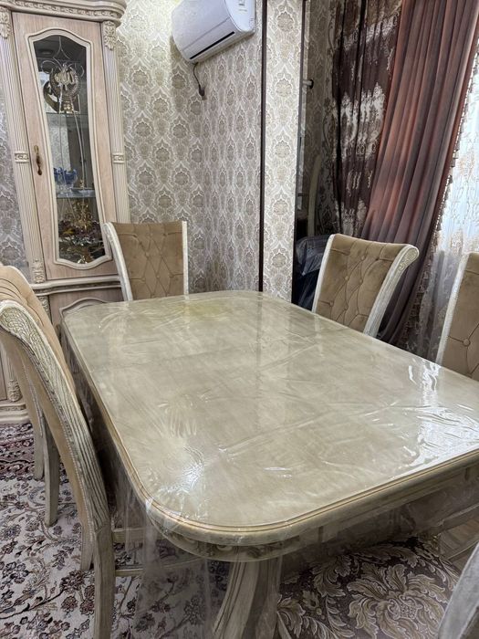 Классические столь и стулья