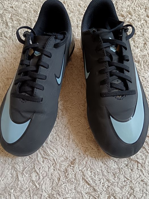 Nike Mercurial калеври, 33.5 номер