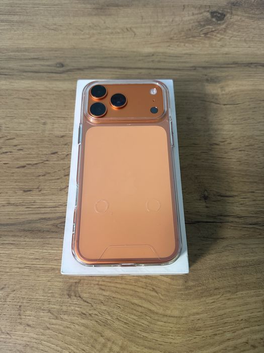 Продам айфон 17 про макс iphone