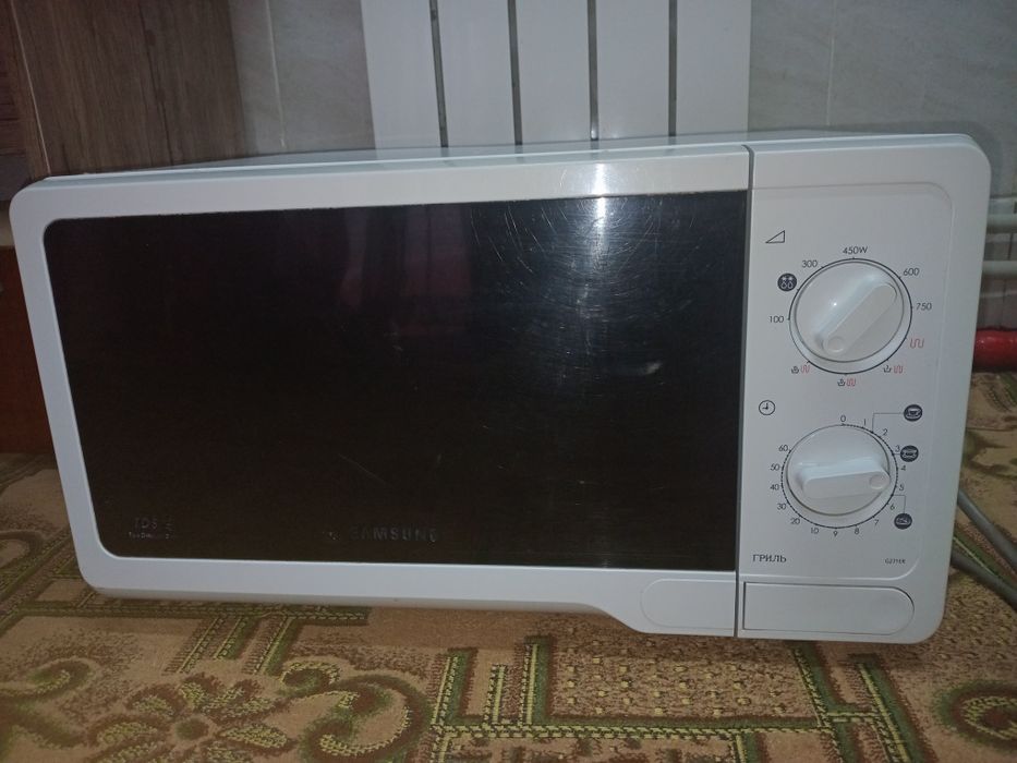 Продам микроволновую печь