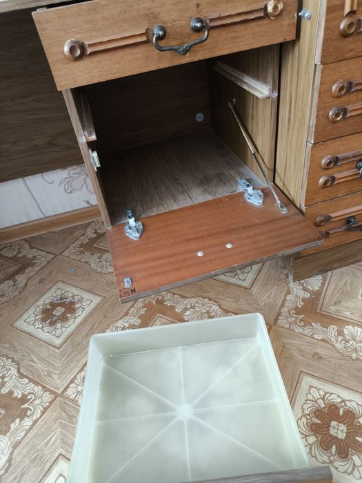 Вечерний столик без зеркала