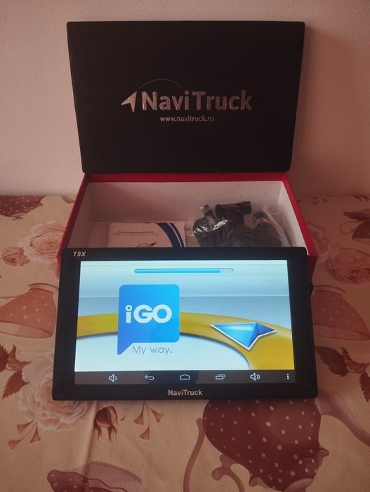 Vînd gps NaviTruk tx9