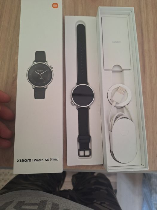 Часы Xiaomi s4 продам или обьмен