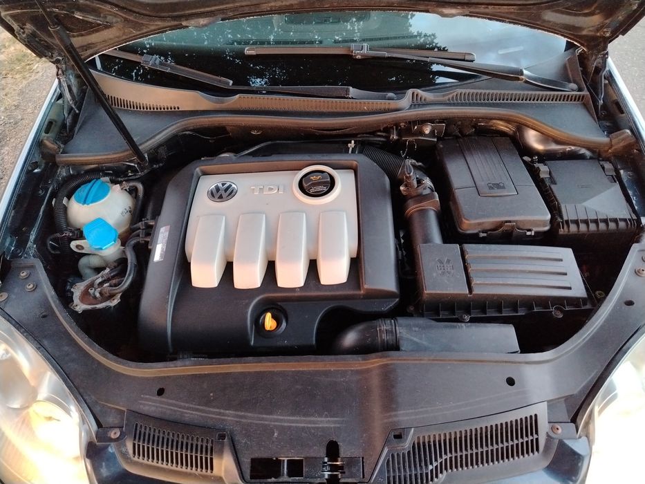 Volkswagen Golf V 1.9 TDI