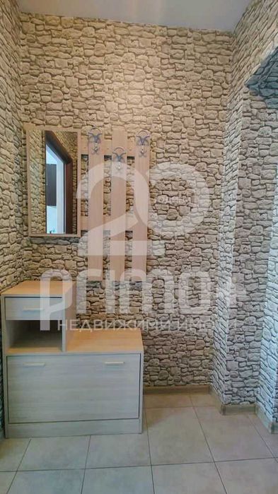 Дава се под наем Едностаен апартамент в Велико Търново, Акация - 25 кв.м за 204 € - Снимка #3