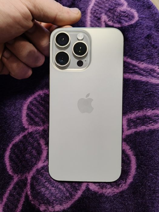 iPhone 15pro max 256gb