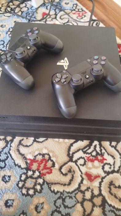 Playstation 4 pro hali yangi