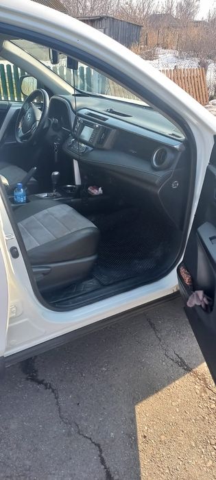 Продам Toyota rav4