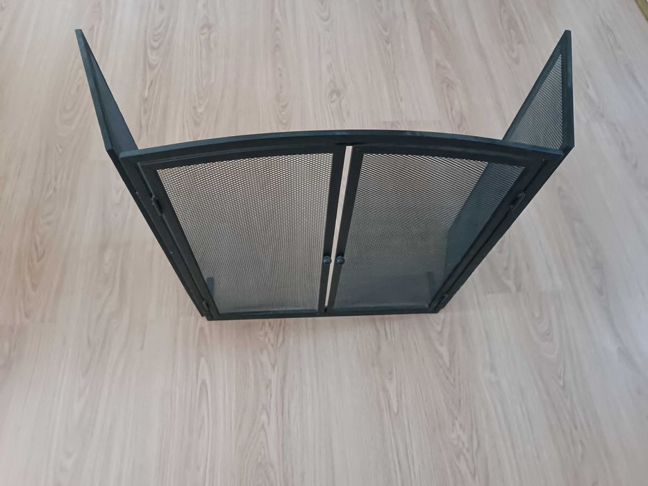 Параван за пред камина