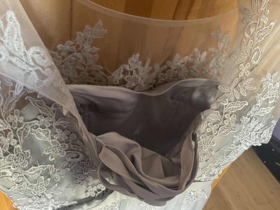 Lamia нова официална рокля размер M.