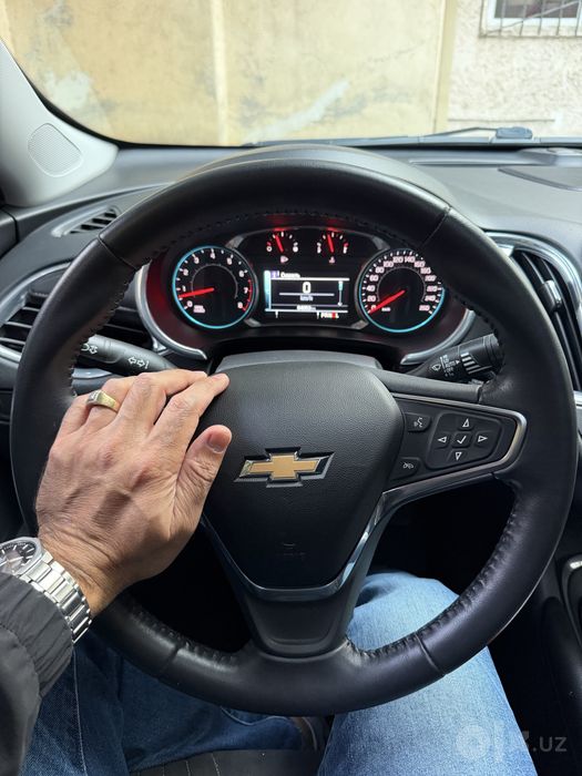 Malibu2 2019yil  bir kul minilgan 2,4 otmosferniy motor