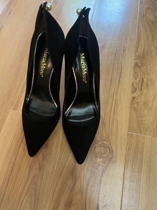 Продаются женские туфли