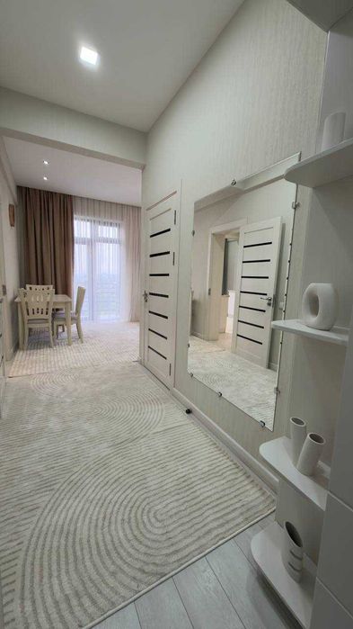 2-х комнатная 6 этаж Новостройка Еро ремонтом меб. тех. ор-р Военкомат