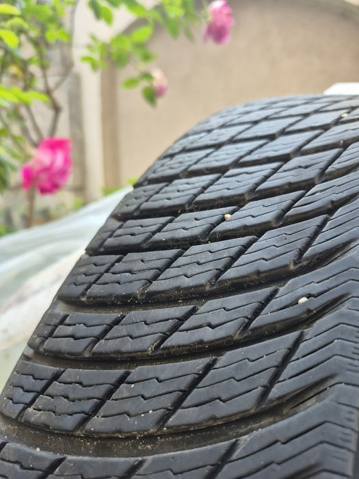 285 45 22 Michelin Pilot Alpin 5 SUV, DOT 3822, 4500km