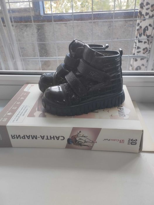 Продам детские  полусапожки