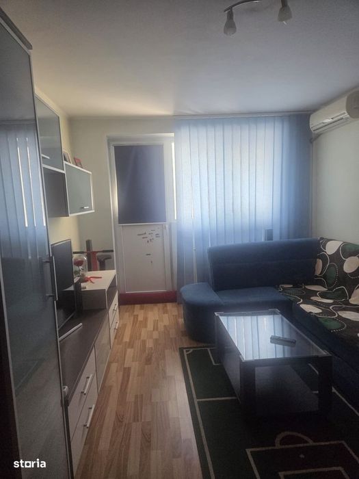 Apartament 3 camere, etaj 1/10, str. Toporasi, Sector 5, balcon, lift
