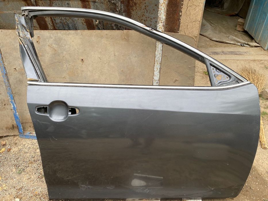 Двери та Toyota 50-55