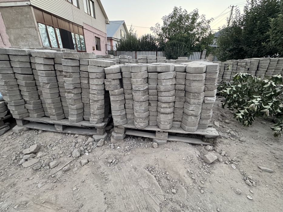 Продается брусчатка 120м2
