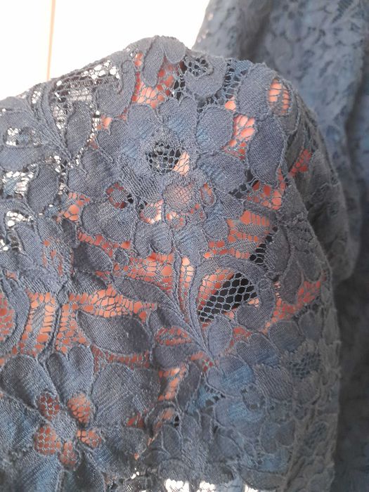 Дамска рокля дантелена