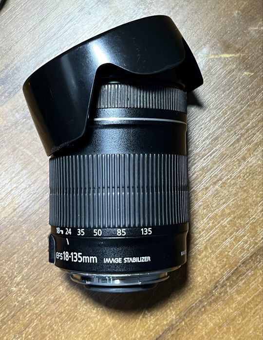 Canon EOS 600D Фотоаппарат