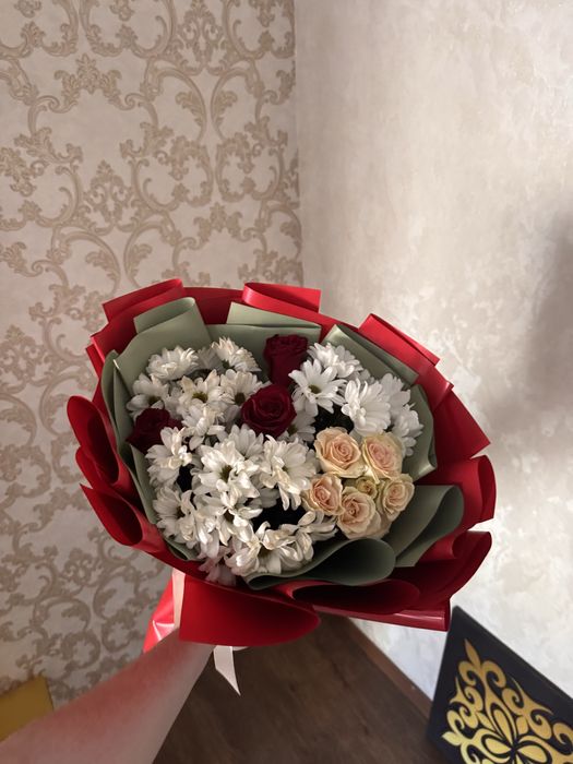 Букеты розы продаю